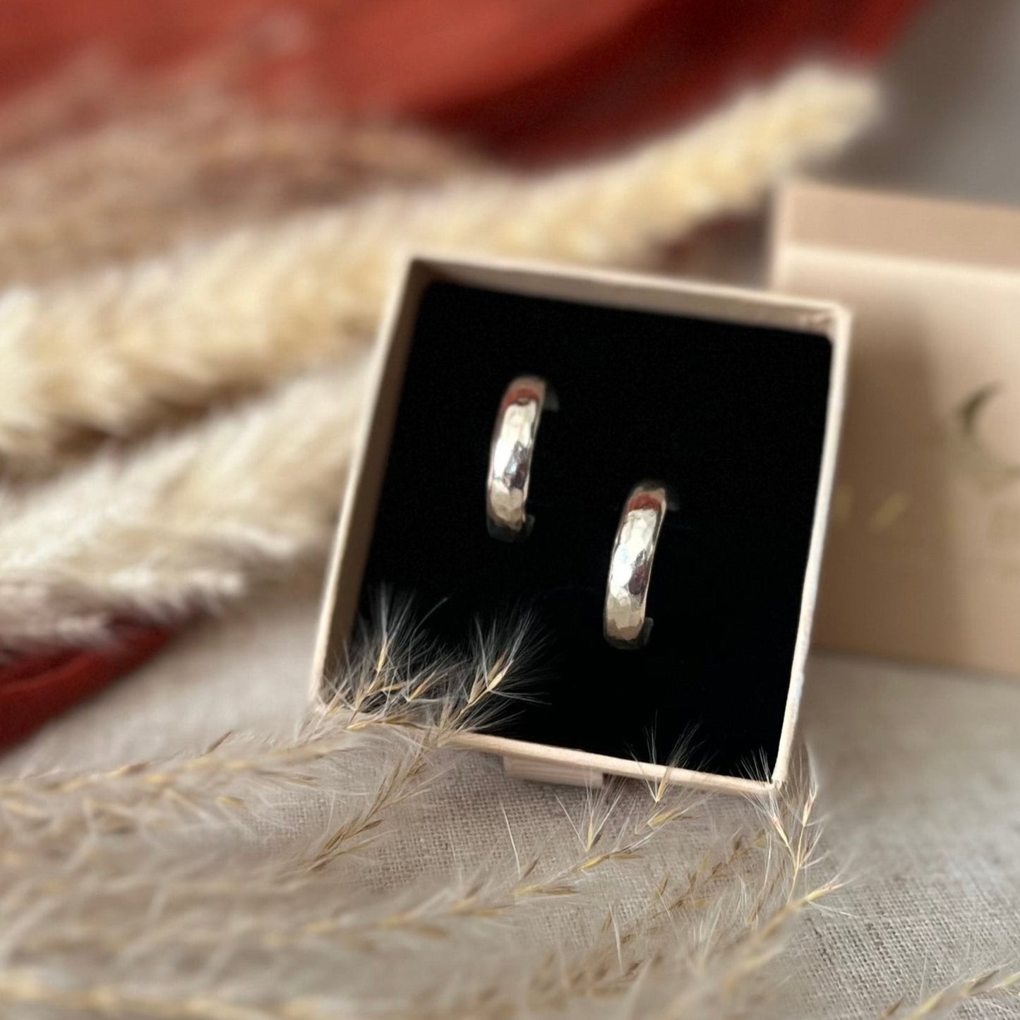 Chunky Curved Hoops